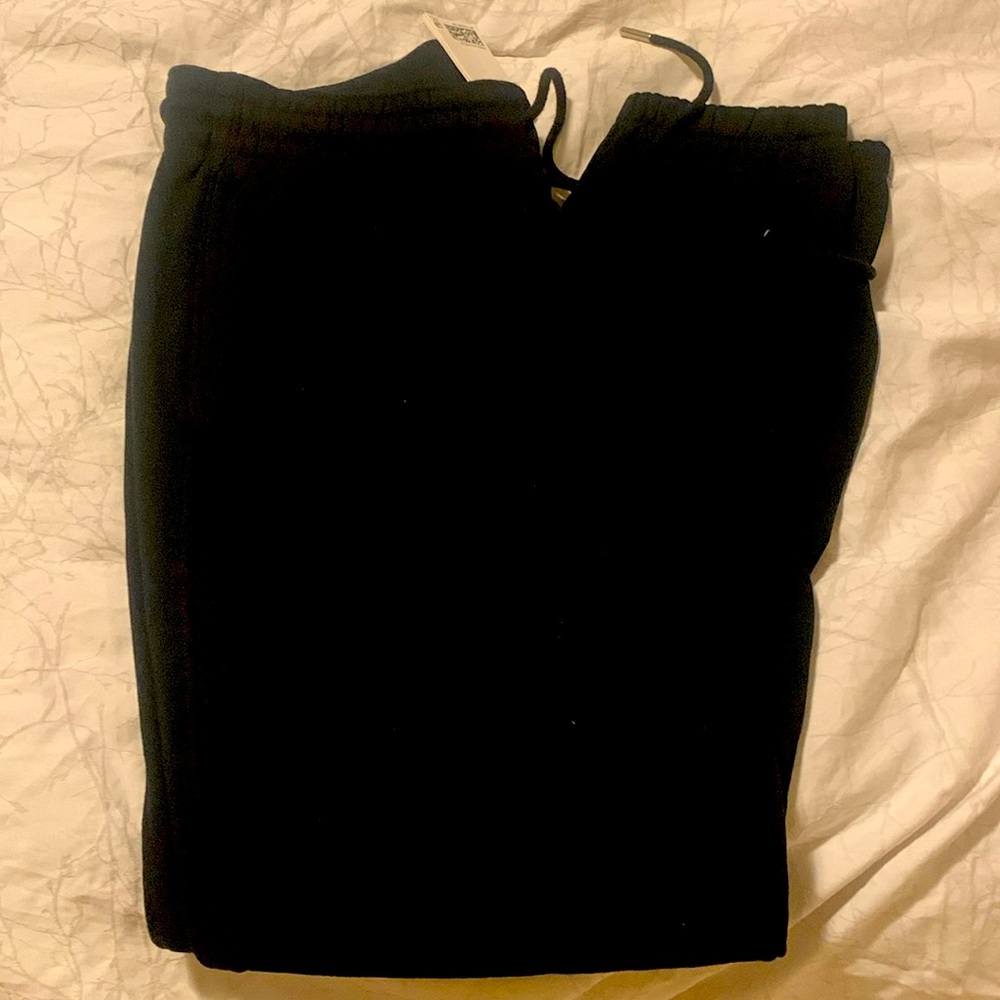 H&H black joggers